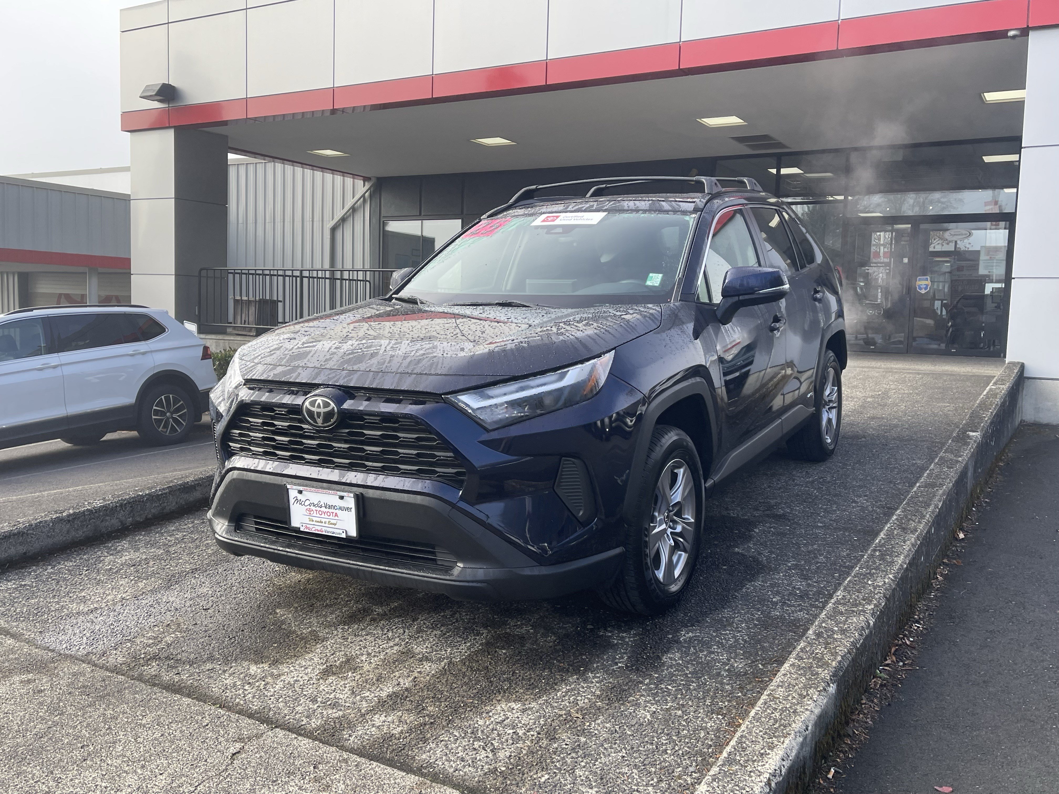 Certified 2025 Toyota RAV4 XLE w/ Convenience Package AWD/4WD image 3
