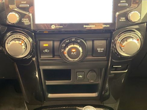 Used 2024 Toyota 4Runner TRD Off-Road Premium w/ Moonroof Package AWD/4WD image 15