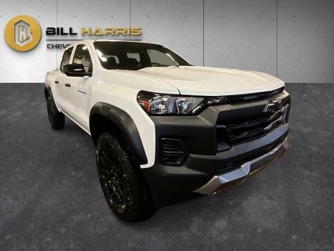 New 2026 Chevrolet Colorado Trail Boss AWD/4WD image 9