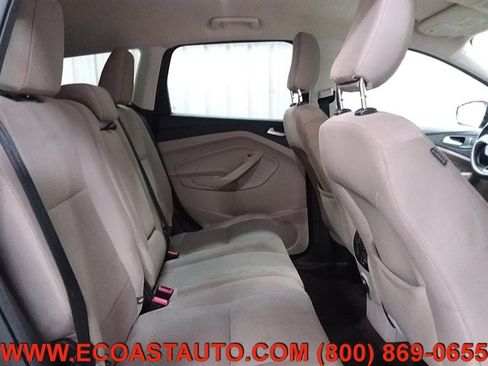 Used 2019 Ford Escape SE image 14