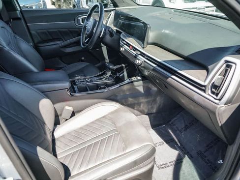 Certified 2024 Kia Sorento SX Prestige AWD/4WD image 15