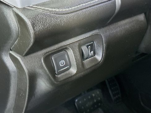 Used 2019 GMC Acadia SLT FWD image 10