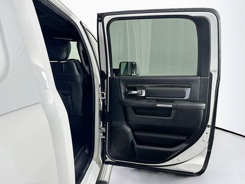 Used 2015 RAM 1500 Limited image 31
