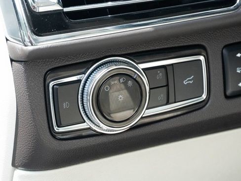 Used 2020 Lincoln Navigator Black Label AWD/4WD image 22
