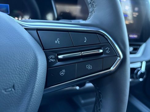 New 2026 Chevrolet Equinox LT image 18