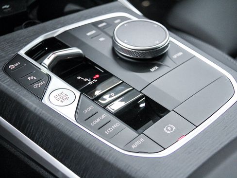 New 2026 BMW 330i Sedan w/ Convenience Package RWD image 20