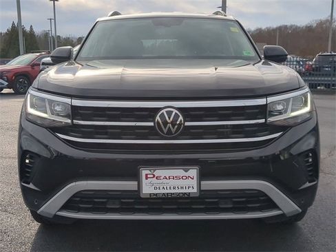 Used 2023 Volkswagen Atlas SE w/ Black Wheel Package image 8