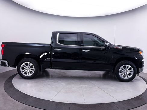 Used 2023 Chevrolet Silverado 1500 LTZ w/ LTZ Premium Package AWD/4WD image 42