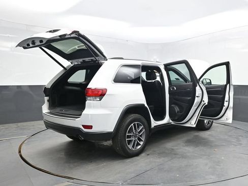 Used 2021 Jeep Grand Cherokee Limited AWD/4WD image 48