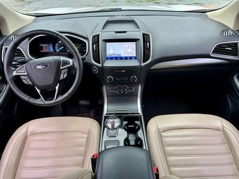 Used 2020 Ford Edge SEL w/ Convenience Package FWD image 6