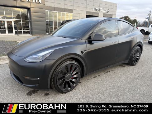 Used 2023 Tesla Model Y Performance image 28
