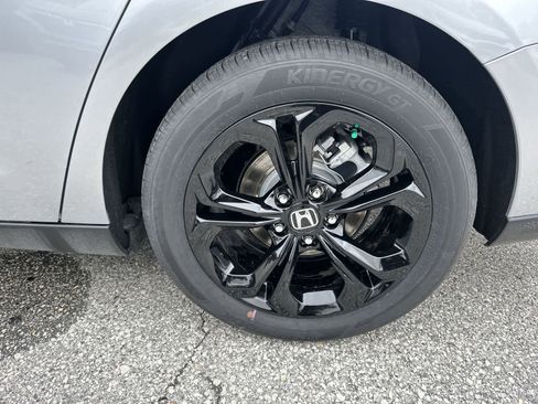 Used 2025 Honda Accord SE image 12