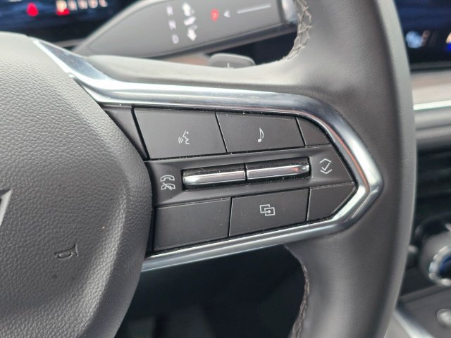Used 2025 Chevrolet Suburban Z71 AWD/4WD image 29