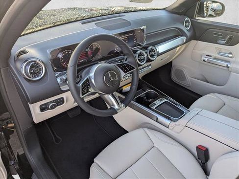 New 2026 Mercedes-Benz GLB 250 GLB 250 image 3