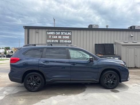 Used 2023 Subaru Ascent Onyx Edition Limited AWD/4WD image 9