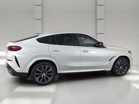 Used 2026 BMW X6 M60i AWD/4WD image 5