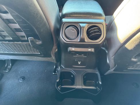 Used 2021 Jeep Gladiator Mojave w/ Trailer Tow Package image 31