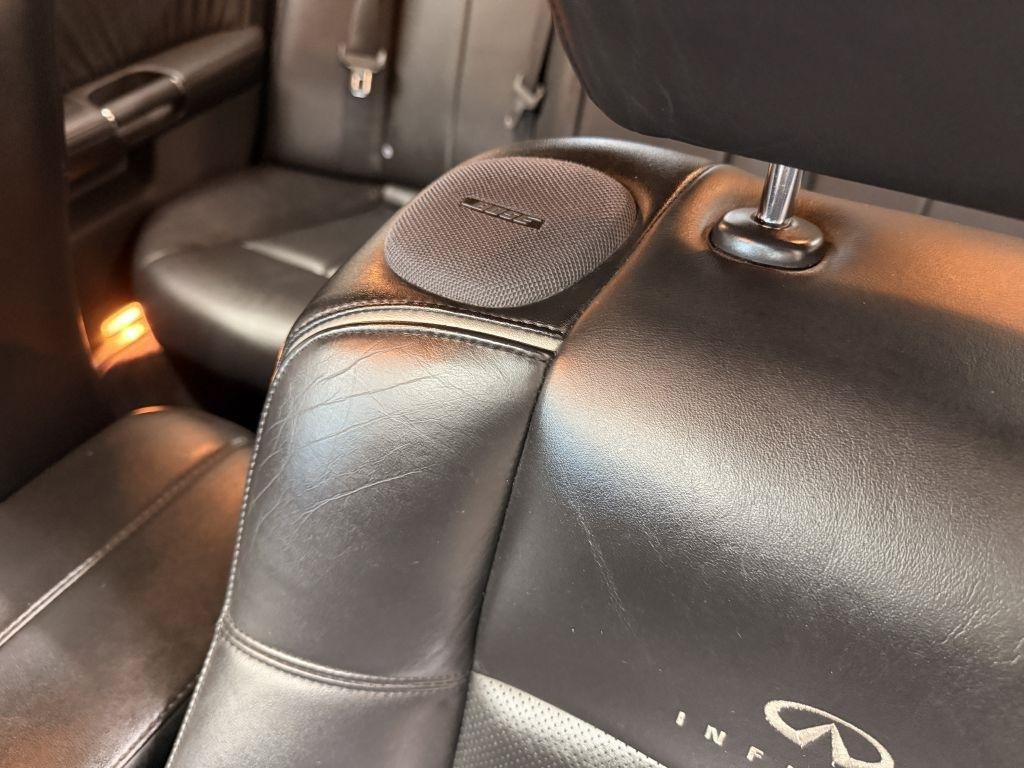 Used 2007 INFINITI M45 Sport w/ Technology Pkg RWD image 17