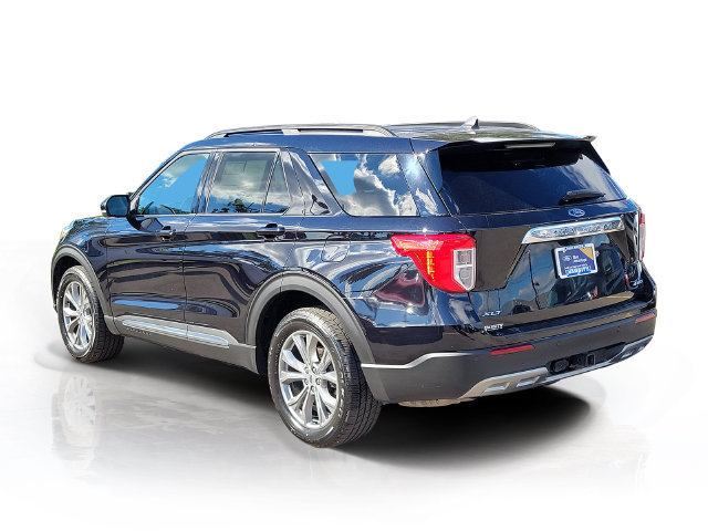 Certified 2023 Ford Explorer XLT w/ Equipment Group 202A AWD/4WD image 5
