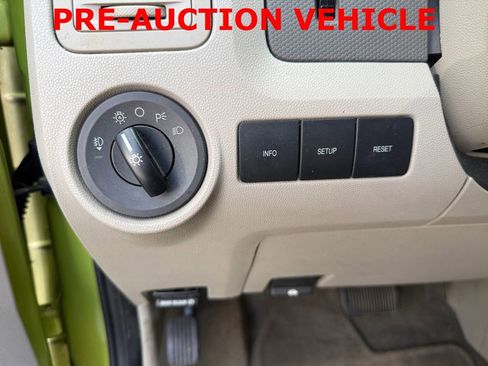 Used 2012 Ford Escape XLT FWD image 23