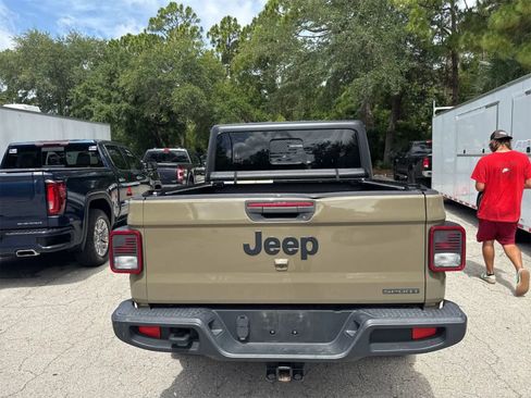 Used 2020 Jeep Gladiator Sport w/ Quick Order Package 24S AWD/4WD image 4