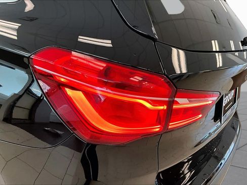 Used 2017 BMW X1 sDrive28i FWD image 27