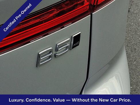 Certified 2023 Volvo XC60 B5 Plus w/ Climate Package AWD/4WD image 31