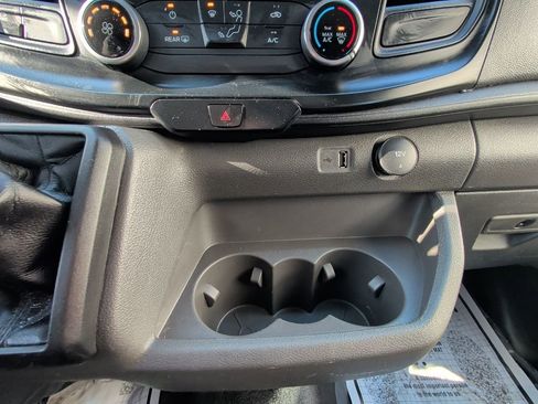 Used 2024 Ford Transit 250 Low Roof AWD w/ Exterior Upgrade Package image 22