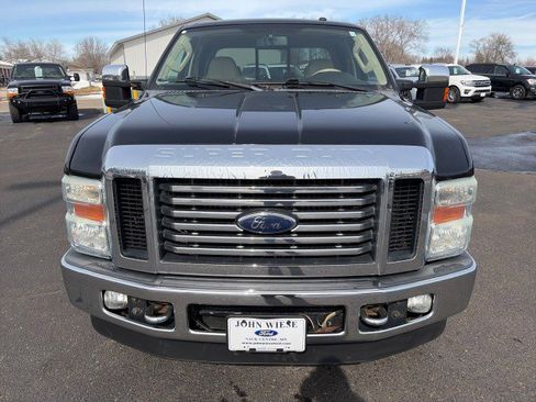 Used 2010 Ford F250 Lariat image 8