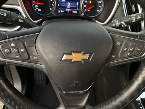 Used 2023 Chevrolet Equinox LT image 13