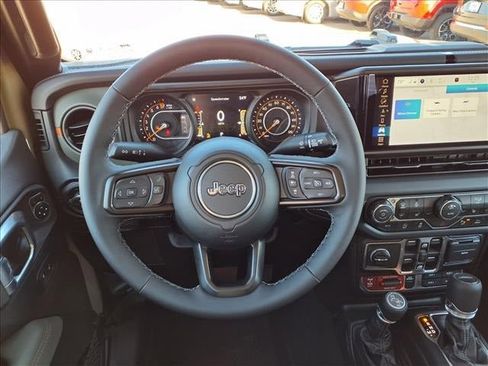 New 2026 Jeep Gladiator Mojave w/ Safety Group image 17