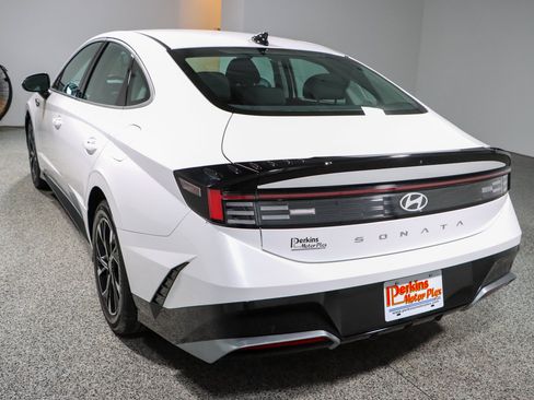 Used 2025 Hyundai Sonata SEL FWD image 9
