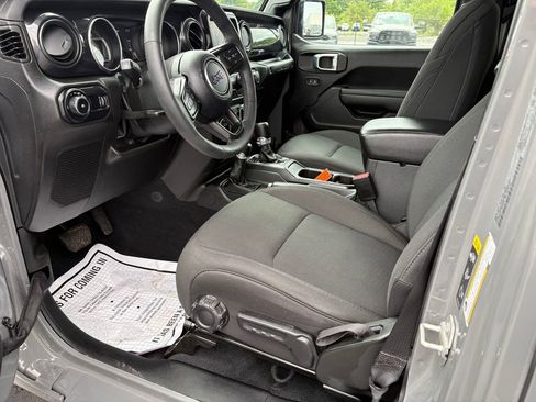 Used 2023 Jeep Wrangler Unlimited Sport AWD/4WD image 14