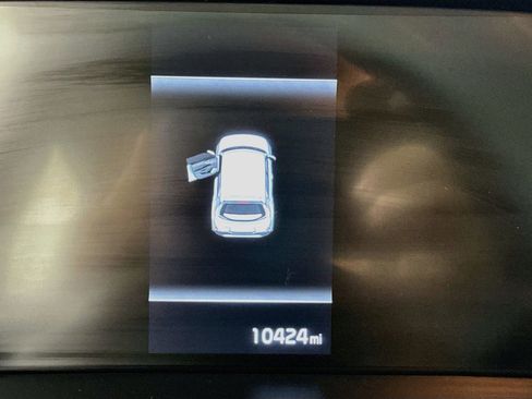 Used 2025 Kia Soul LX FWD image 14