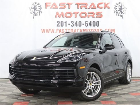 Used 2021 Porsche Cayenne AWD/4WD image 1