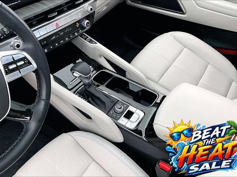 Used 2025 Kia Telluride EX X-Line AWD/4WD image 17