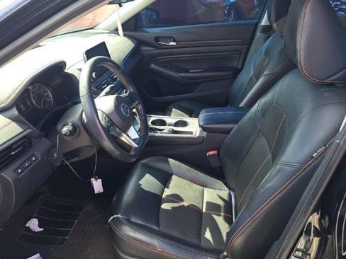 Used 2022 Nissan Altima 2.5 SR FWD image 5