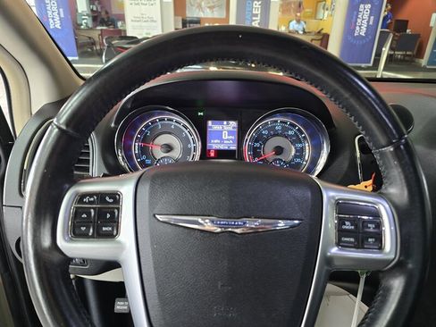 Used 2012 Chrysler Town & Country Touring w/ Entertainment Group #1 image 26