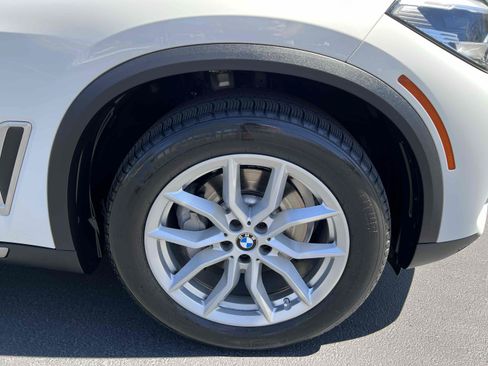 Used 2019 BMW X5 xDrive40i w/ Convenience Package AWD/4WD image 76