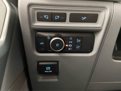 Used 2022 Ford F150 XLT w/ Equipment Group 302A High image 39