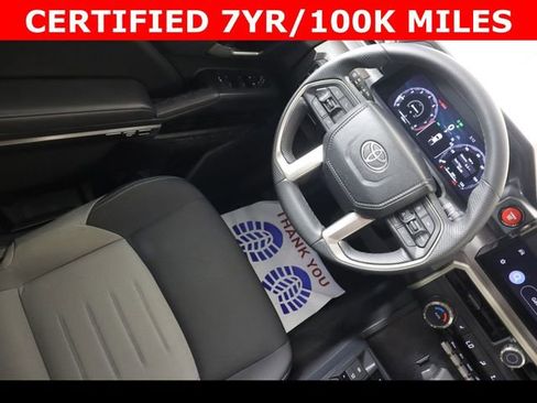 Used 2024 Toyota Tacoma TRD Off-Road image 18