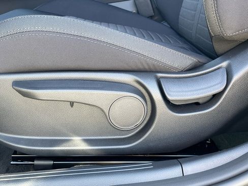 New 2026 Kia K5 LXS image 10