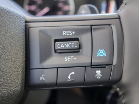 New 2026 Nissan Pathfinder SV image 12