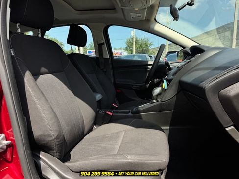 Used 2015 Ford Focus SE w/ Reverse Sensing Package FWD image 21