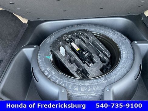 Used 2017 Jeep Grand Cherokee Limited w/ Luxury Group II AWD/4WD image 23