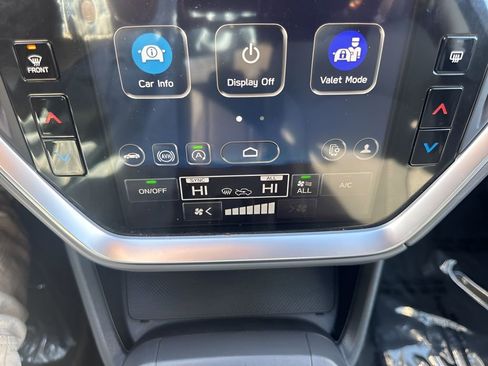 Used 2024 Subaru Crosstrek 2.0i Premium image 19