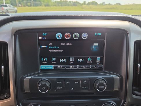Used 2019 Chevrolet Silverado 1500 LT w/ All Star Edition AWD/4WD image 21