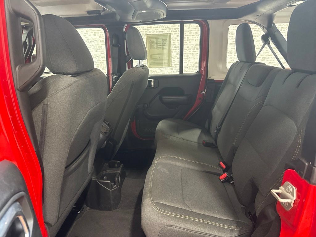 Used 2024 Jeep Wrangler Unlimited Sport AWD/4WD image 11
