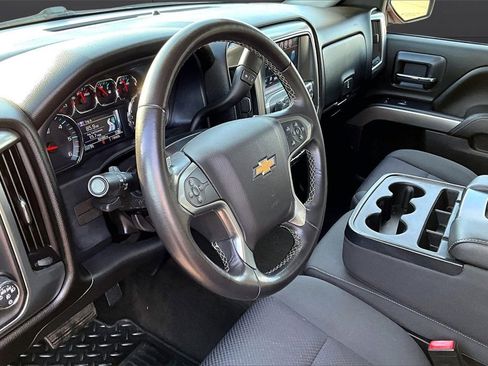 Used 2018 Chevrolet Silverado 1500 LT w/ LT Eassist Package image 13