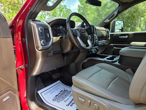 Used 2021 GMC Sierra 2500 SLT AWD/4WD image 13